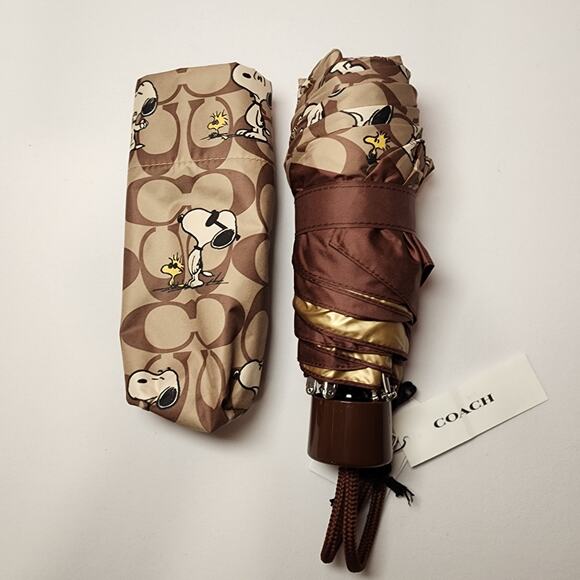 NWT CBS80 Coach X Peanuts Uv Protection Mini Umbrella In Signature Snoopy Print - Picture 3 of 6